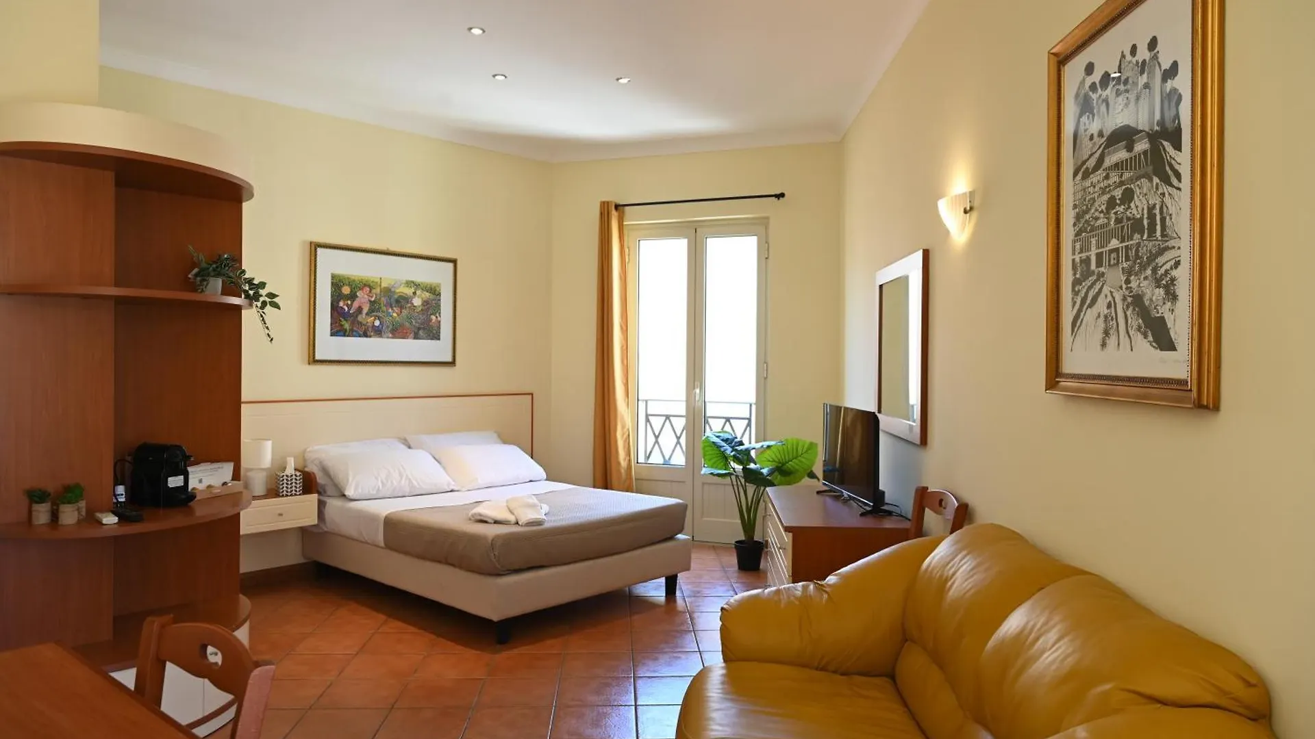 Politeama Theater Apartments Palermo Italia