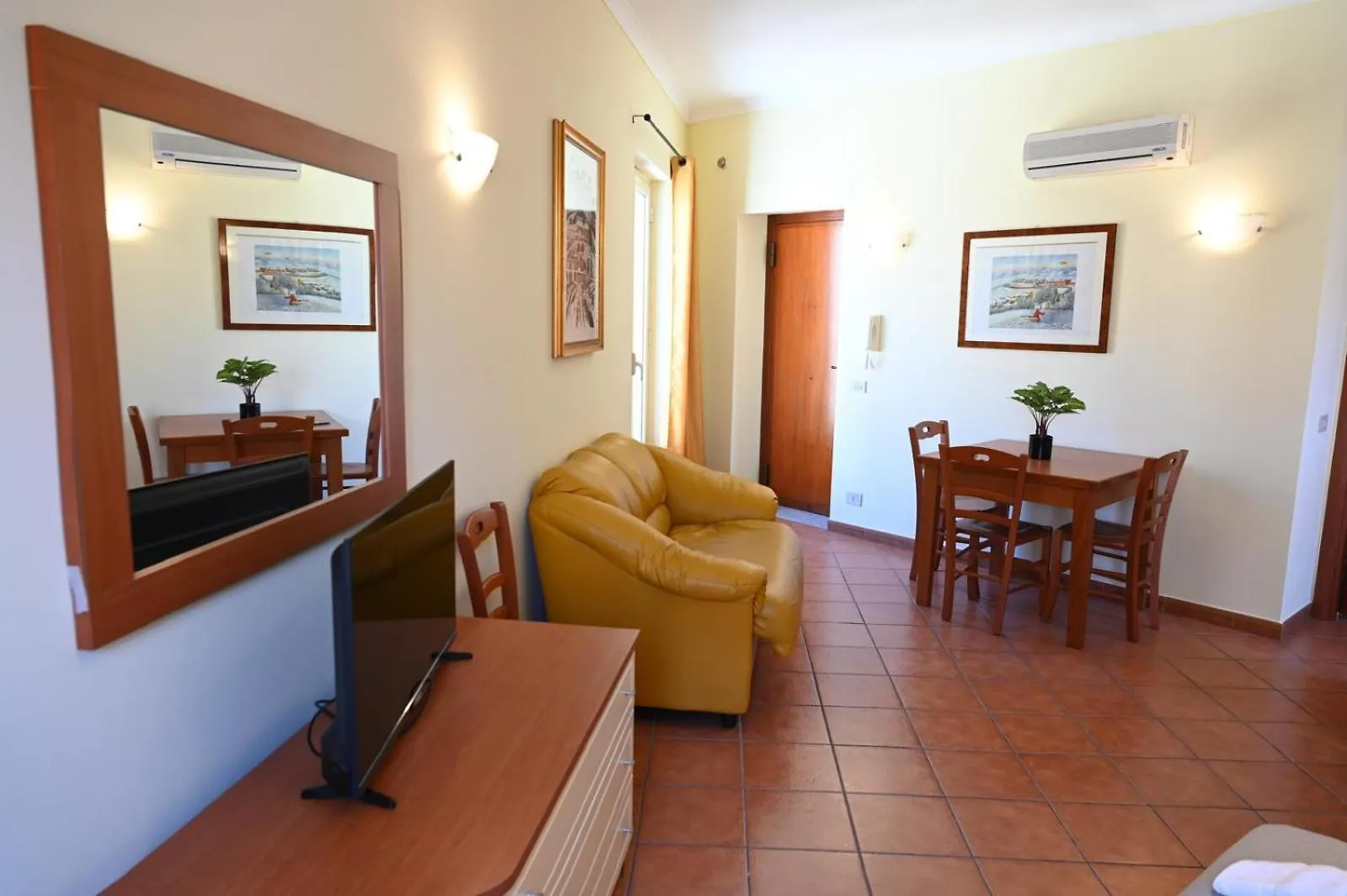 Politeama Theater Apartments Palermo