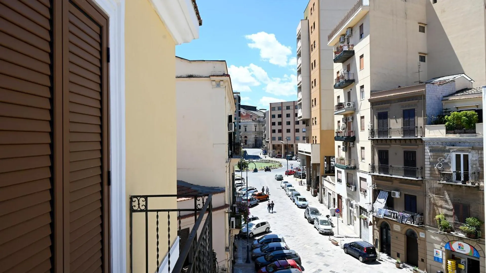 Politeama Theater Apartments Palermo